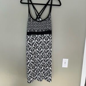 Lola Black and White Midi Dress